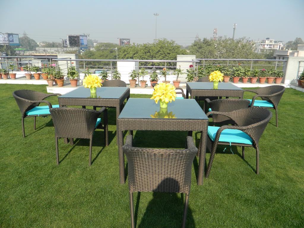 Bed and Breakfast 76 Friends Colony à New Delhi Extérieur photo