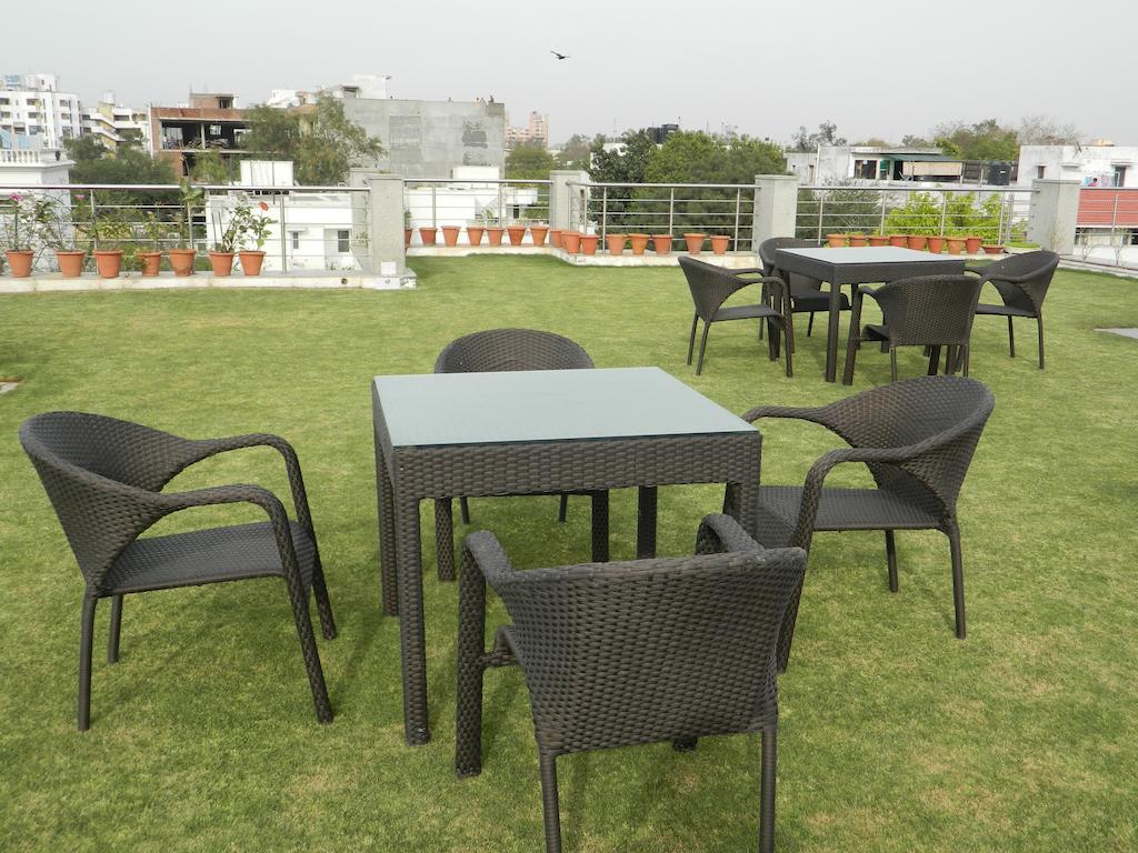 Bed and Breakfast 76 Friends Colony à New Delhi Extérieur photo