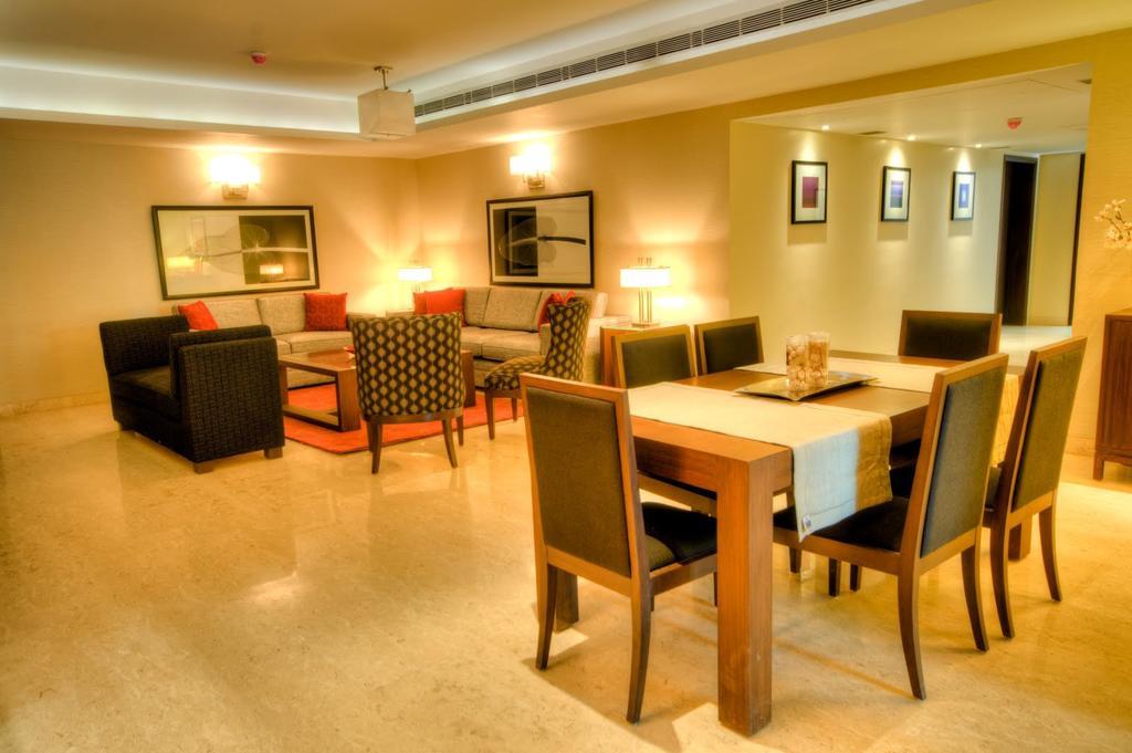 Bed and Breakfast 76 Friends Colony à New Delhi Extérieur photo